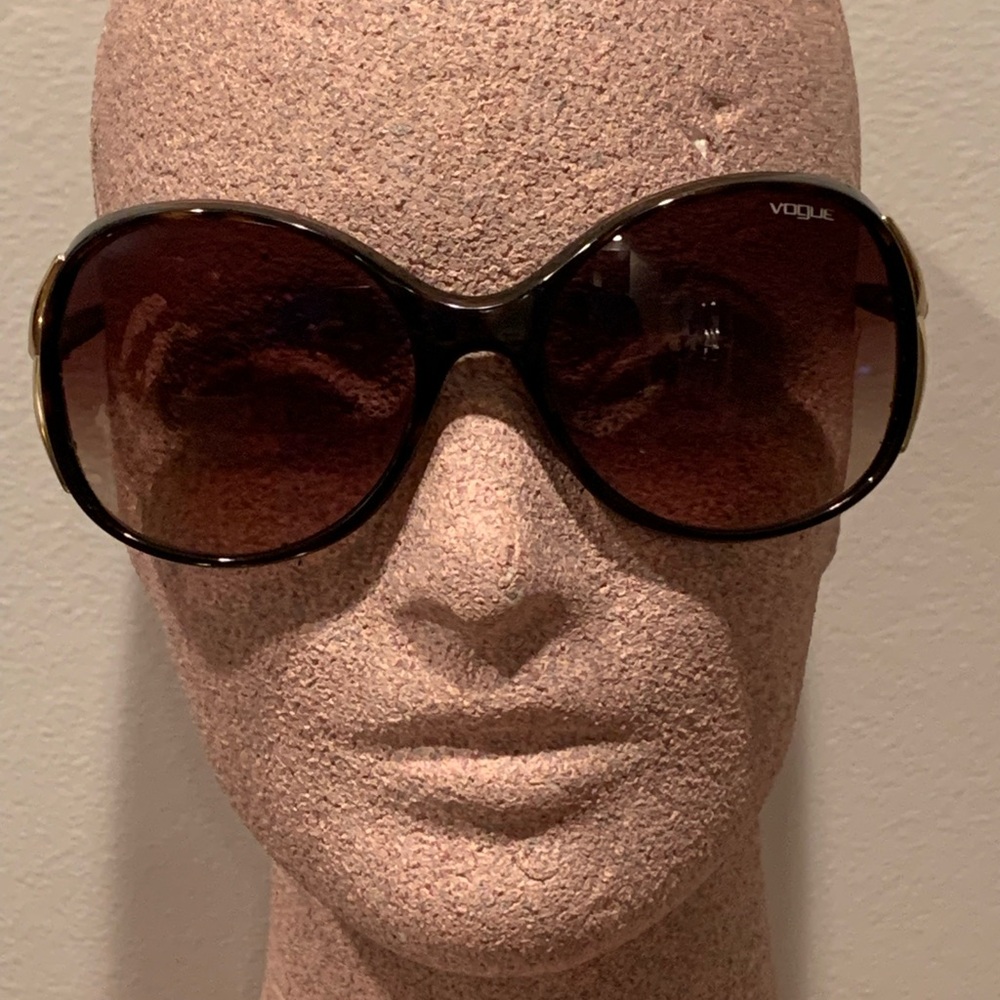 Vintage Vogue Glasses Retro. Made in Italy. Tortoise look